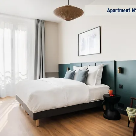 Edgar Saint-lazare - Amsterdam 4* Paris