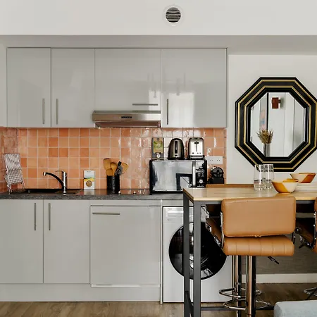 Edgar Saint-lazare - Amsterdam Appart hôtel 4*