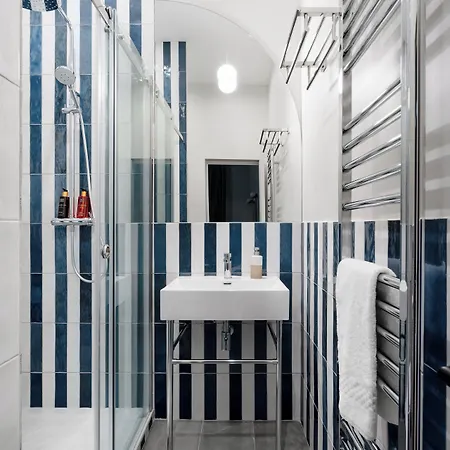 Edgar Saint-lazare - Amsterdam 4*